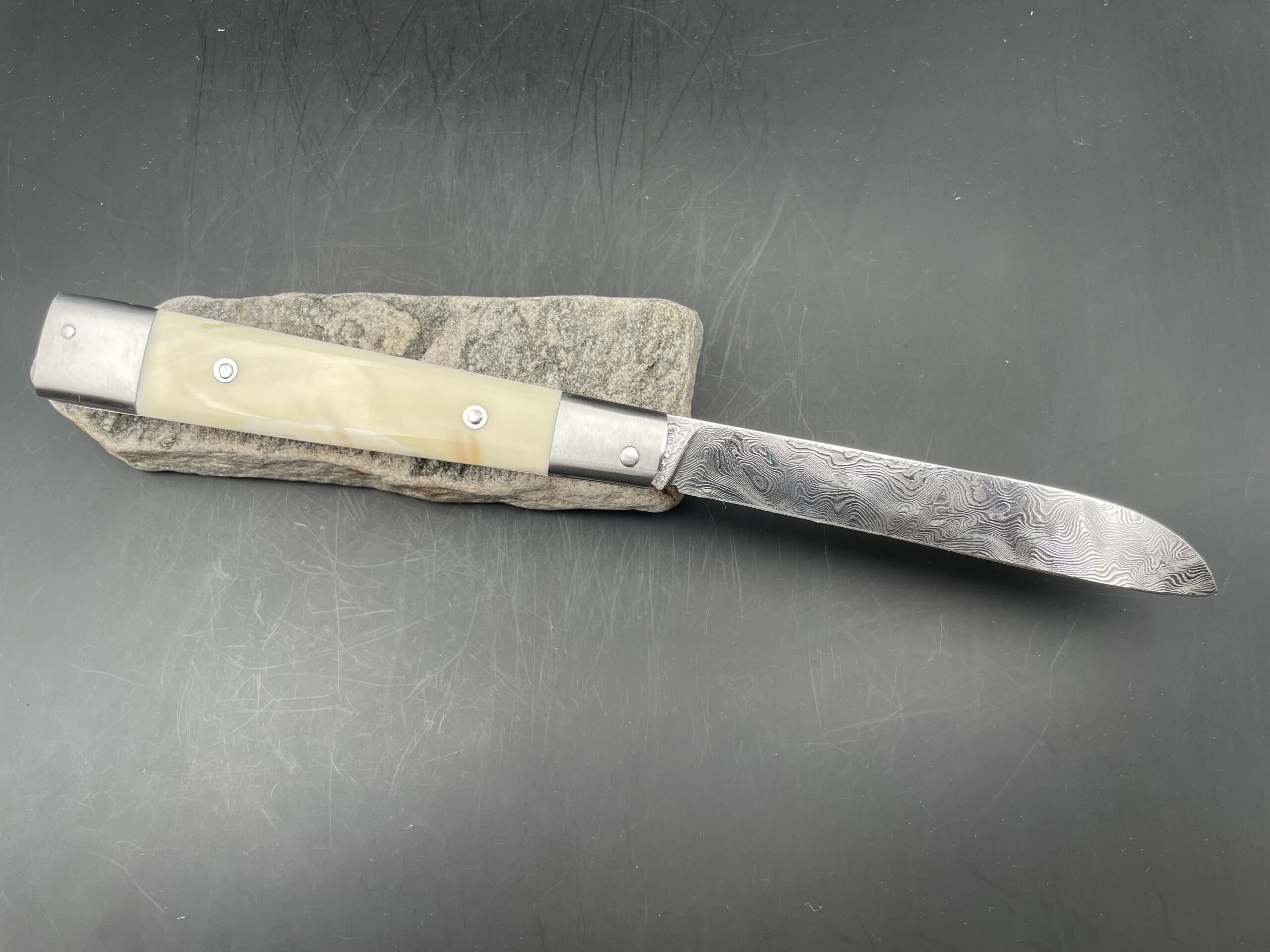 "Stylo" doubles mitres damas carbone et ivoire de phacochère – Image 4