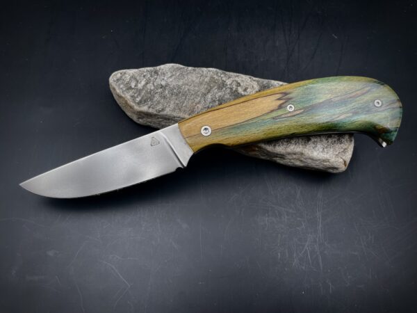 "Slipjoint" lame inox 14c28 hêtre échauffé teinté bleu/jaune